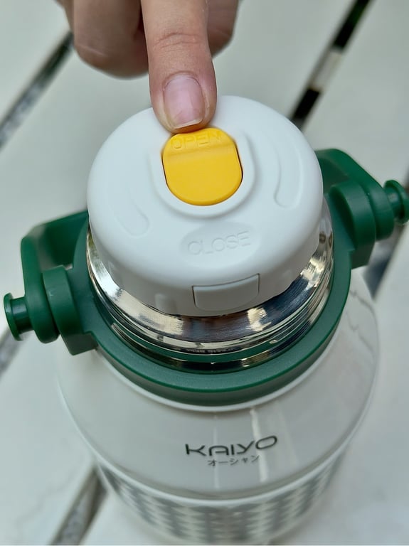 Bình giữ nhiệt caro có quai xách 800ml Kaiyo