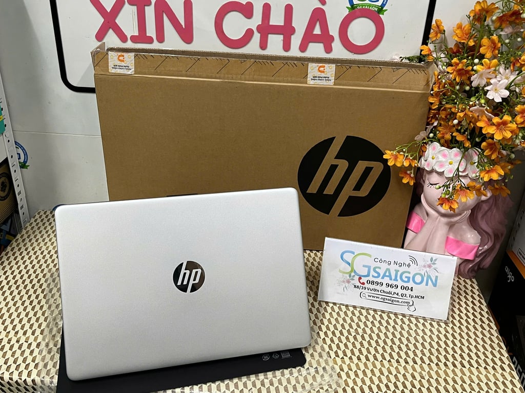 Laptop HP 14s-dq5121TU 8W355PA (Intel Core i3-1215U/ 8GB/ 512GB/ Intel UHD/ 14 inch FHD/ Win 11/  Bạc)