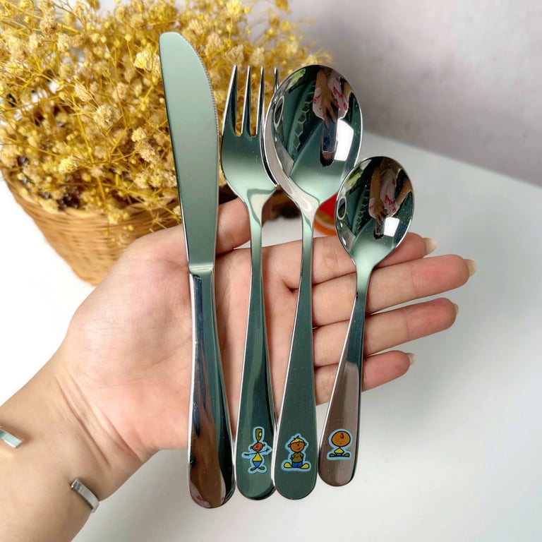 🍴SET THÌA NĨA 4 MÓN CHOCKMEN - CKM304