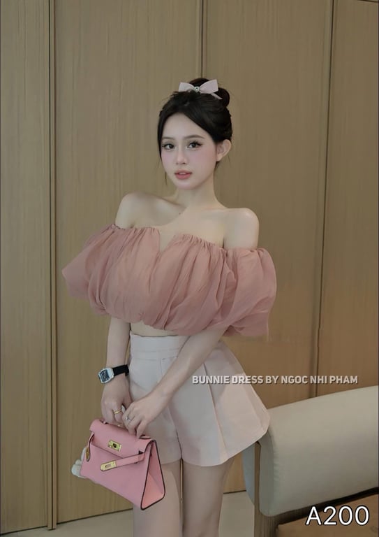 A200- set áo trễ vai bồng kèm quần tafta