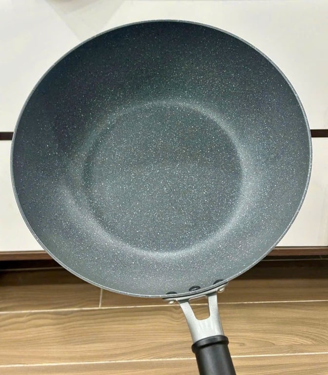 CHẢO CHỐNG DÍNH SIZE LỚN KÈM NẮP BEET MARBLE WOK LOCKNLOCK LED4306M - 30CM🧒🏼