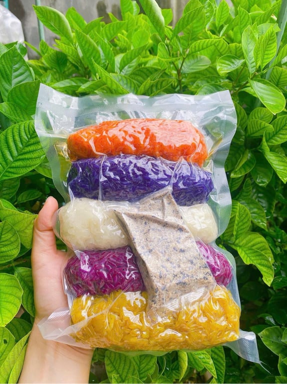 XÔI LÁ CẨM TÍM - XÔI NGŨ SẮC NẾP NƯƠNG - ĐẶC SẢN ĐIỆN BIÊN