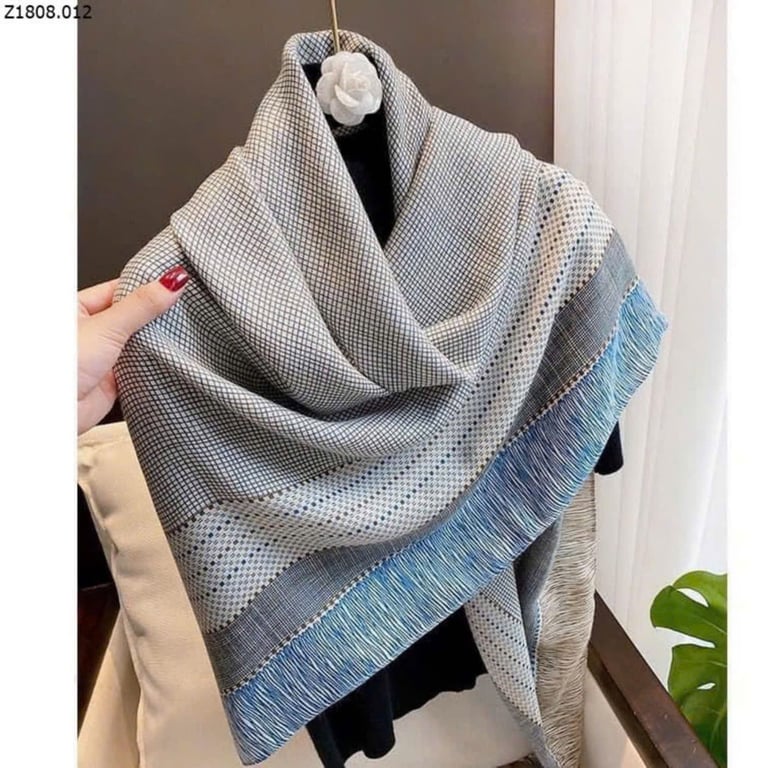 khăn lụa cao cấp 1.3m*1.3m