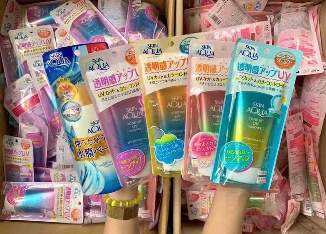 𝐊𝐞𝐦 𝐜𝐡𝐨̂́𝐧𝐠 𝐧𝐚̆́𝐧𝐠 𝐒𝐊𝐈𝐍 𝐀𝐐𝐔𝐀