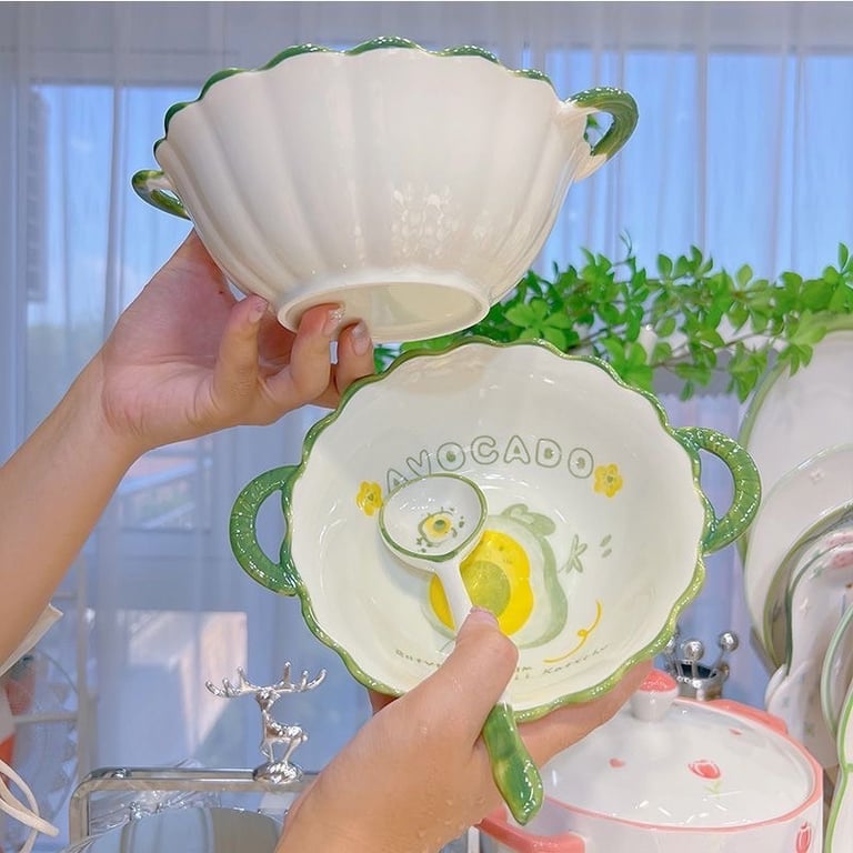 Set Bát Sứ Kèm Thìa Hình Quả Bơ Cute