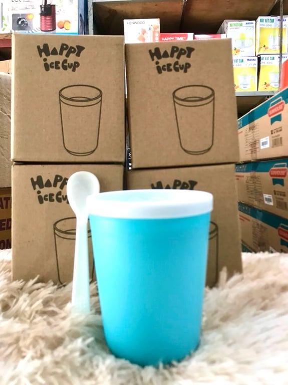 ly làm kem tuyết tại nhà