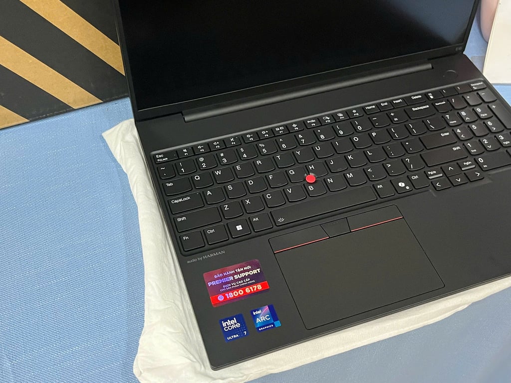 Laptop Lenovo ThinkPad E16 Gen 2 21MA004LVA
