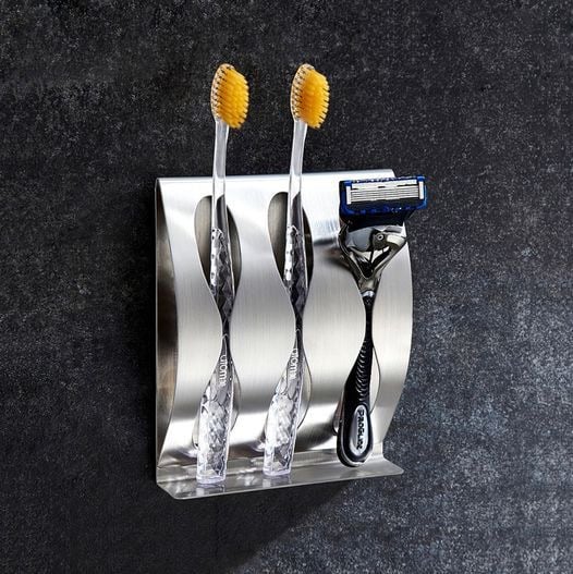 Kệ bàn chải dán tường loại 3 lỗ KBC05