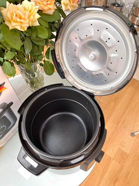 NỒI ÁP SUẤT ĐIỆN KALPEN P4 DUNG TÍCH 6L