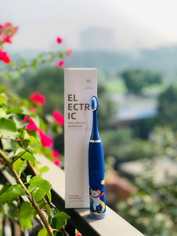 Bàn chải đánh răng điện dành cho trẻ em + 8 đầu bàn chải + sạc USB