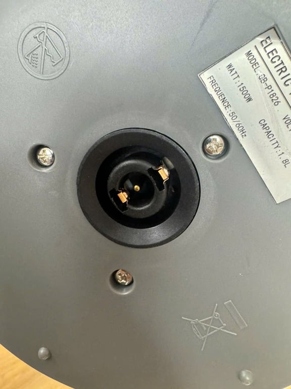 ẤM SIÊU TỐC TOKKI 2L 1500W