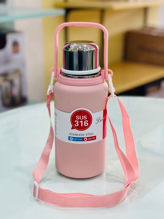 BÌNH GIỮ NHIỆT 1200ML MTU61 CÓ QUAI ĐEO CHÉO TIỆN LỢI