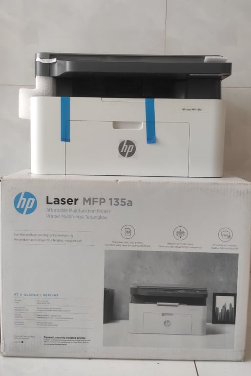 Máy In Laser Trắng Đen Đơn Năng HP 135A (4ZB82A)