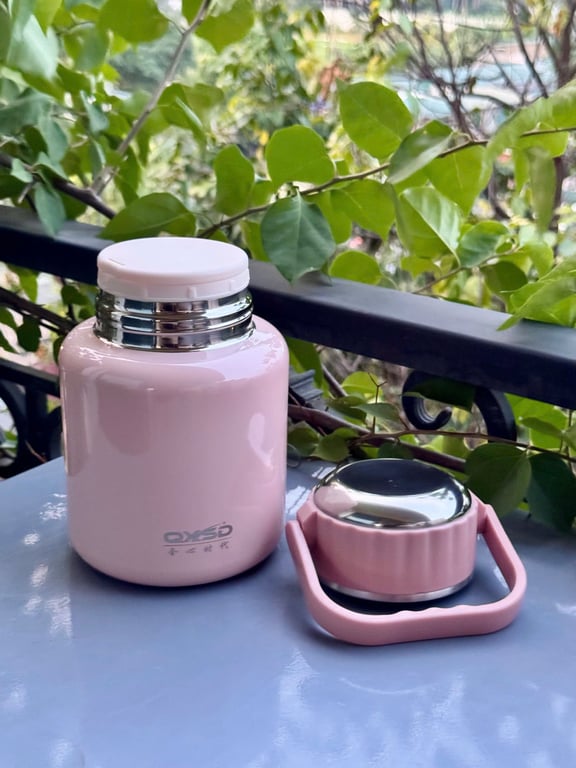 Bình ủ cháo cao cấp có quai xách tiện lợi kèm thìa inox gấp gọn 1100ml