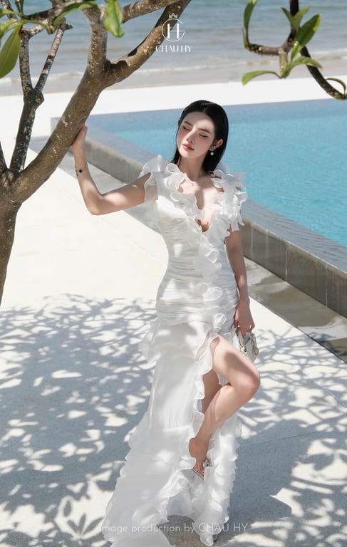 Vây tơ satin đẹp Châu Hy