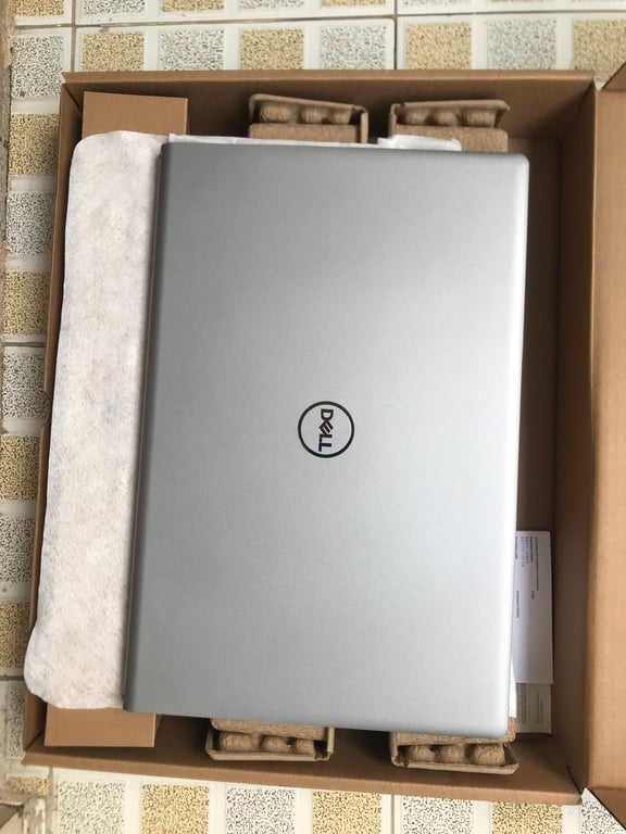Laptop Xách Tay Nhật Bản DELL VOS15 3530 I5-1335U/ 16GD4/ 512SSD/ 15.6FHD/ 120HZ/ 3C41WHR/ W11SL+OFFICE HOME_ST/ PROSUP/ XÁM(80GG93) - 01Y