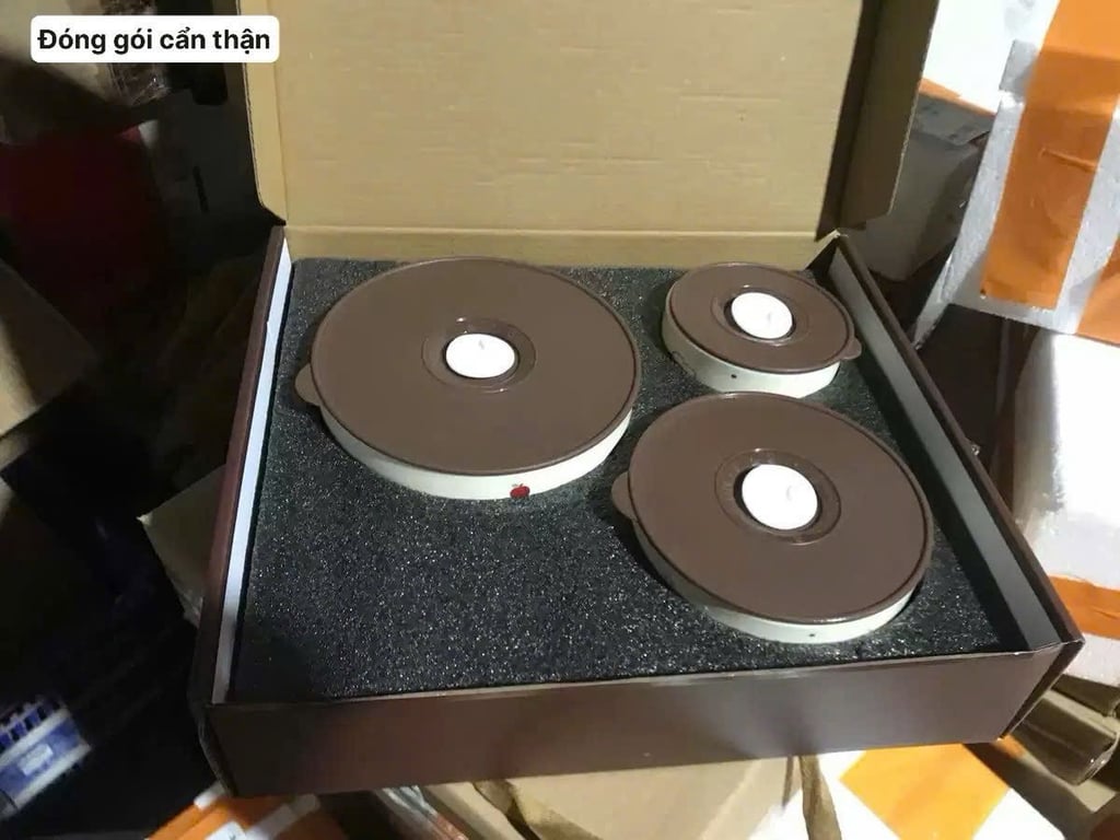 SET 3 BÁT SỨ CÓ NẮP ĐẬY