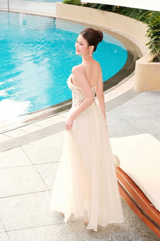 Đầm dây thân ren hoa nổi brand OBIBI