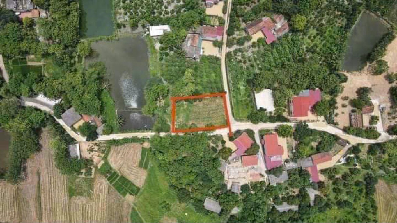 720m2, có 100m2 đất ở, 2 mặt tiền dài 4 mặt thoáng đẹp tại Ba Vì, Hà Nội