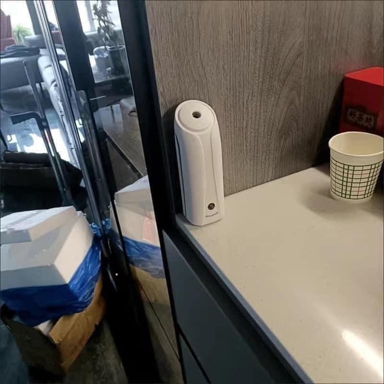 Máy phun tinh dầu tự động ko dây