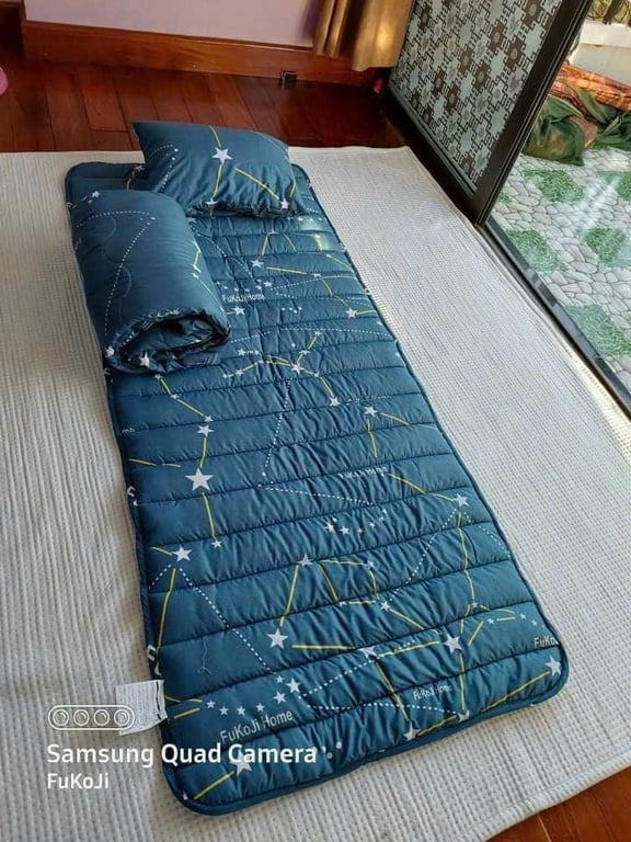 Sét nệm văn phòng 4 món đóng túi tròn quai xách