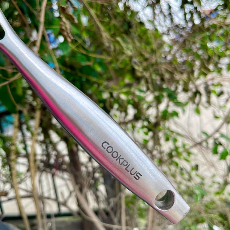 CHẢO XÀO SÂU LÒNG INOX COOKPLUS LOCK&LOCK 30CM KÈM VUNG