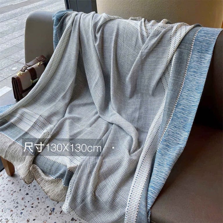 khăn lụa cao cấp 1.3m*1.3m