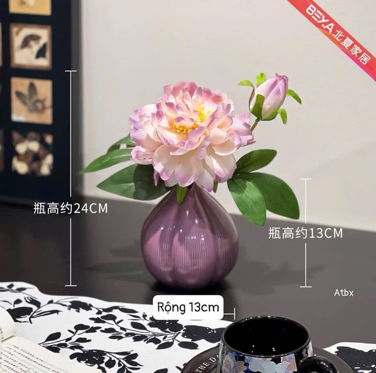 Bình Gốm Sứ Củ Tỏi Kèm Cành Hoa Mẫu Đơn Tím Xinh Xinh