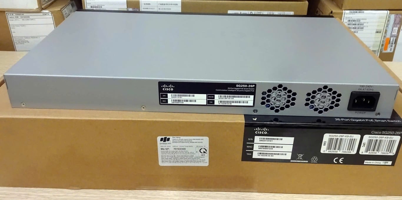 Thiết bị chia mạng Switch Cisco SG250-26P-K9-EU