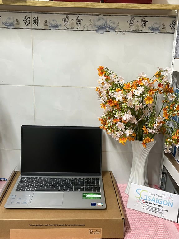 Laptop Dell Inspiron 15 3530 71053721 (Intel Core i7-1355U/ 16GB/ 512GB/ 15.6 inch FHD/ Win 11/ Office/ Bạc)