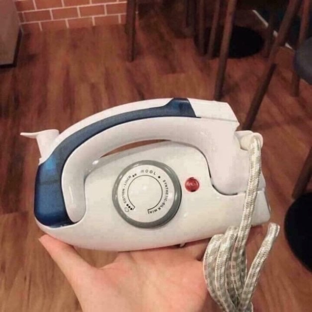 Bàn là hơi nước Sokany 6047