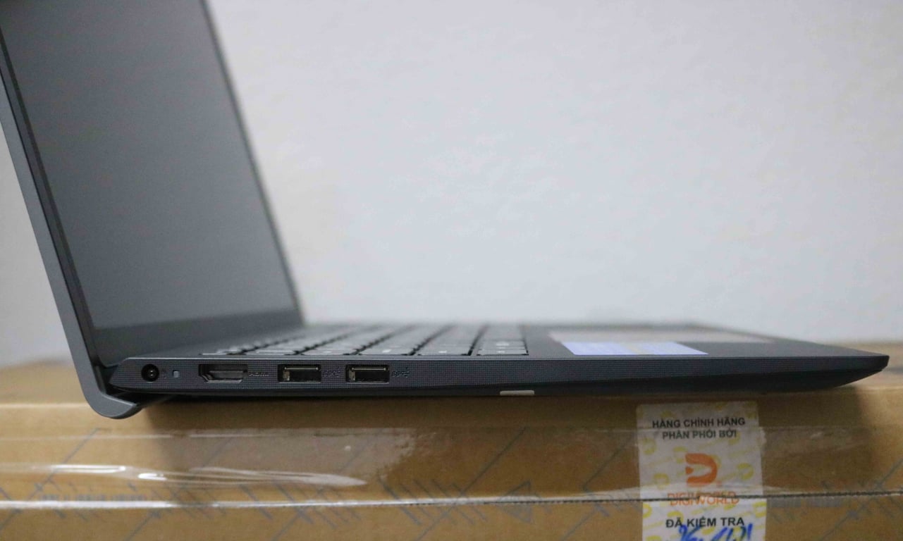 Laptop Dell Vostro 3420 71003348 (Core i5-1235U | 8GB | 512GB | Iris Xe Graphics | 14 inch FHD | Windows 11 | Office | Xám)