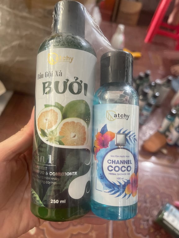 Gội bưởi tặng kèm sữa tắm