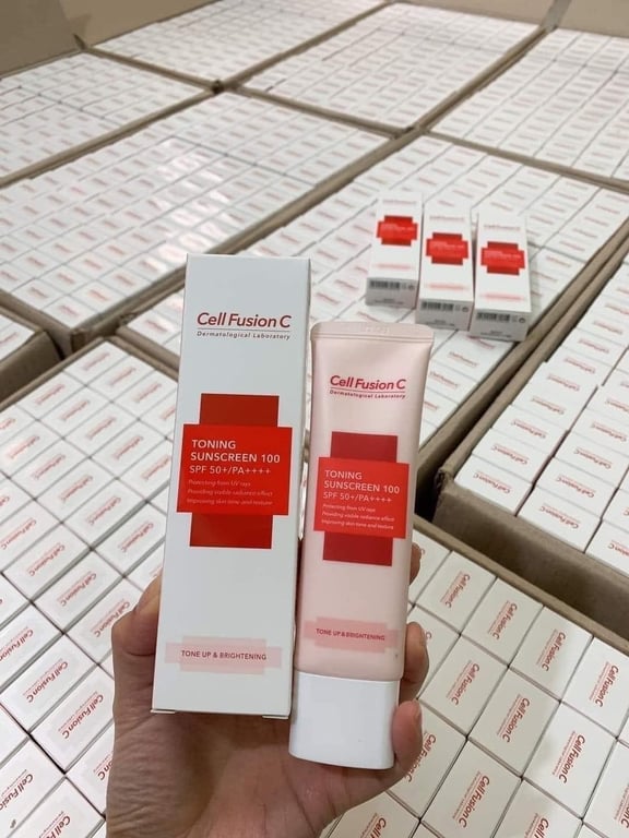 𝗞𝗲𝗺 𝗰𝗵𝗼̂́𝗻𝗴 𝗻𝗮̆́𝗻𝗴 𝗖𝗲𝗹𝗹𝗳𝘂𝘀𝗶𝗼𝗻 𝗵𝗼̂̀𝗻𝗴 𝘅𝗶𝗻𝗵 𝘅𝗮̆́𝗻 𝗧𝗢𝗡𝗜𝗡𝗚 𝗦𝗨𝗡𝗖𝗥𝗘𝗘𝗡, 𝗦𝗣𝗙 𝟱𝟬+, 𝗣𝗔+++