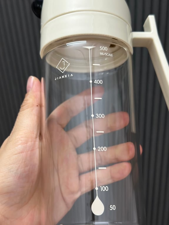 Bình đựng dầu ăn thuỷ tinh thông minh nắp tự đóng mở 500ml