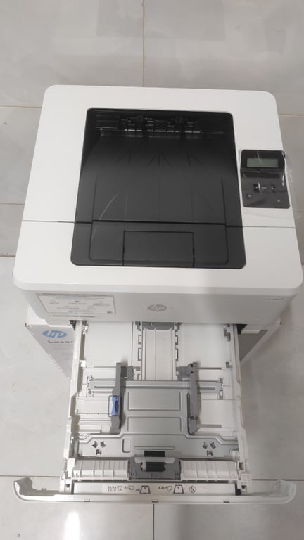 Máy in HP LaserJet Pro 4003dn (2Z609A)