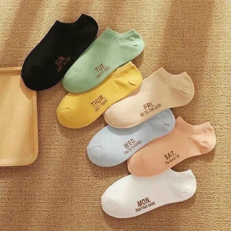 TẤT TUẦN 7 NGÀY!  SẴN NAM VÀ NỮ Sét 7 đôi