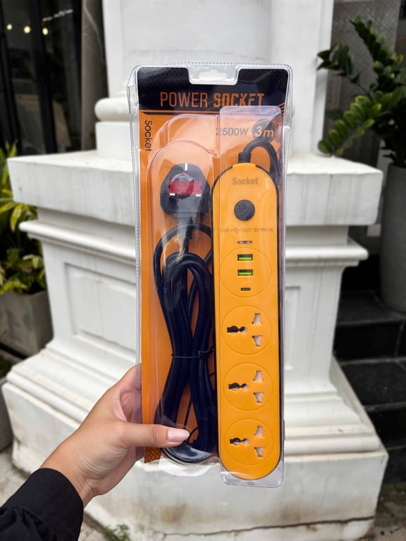 Ổ CẮM ĐIỆN ĐA NĂNG 2500W – DÂY 3 MÉT