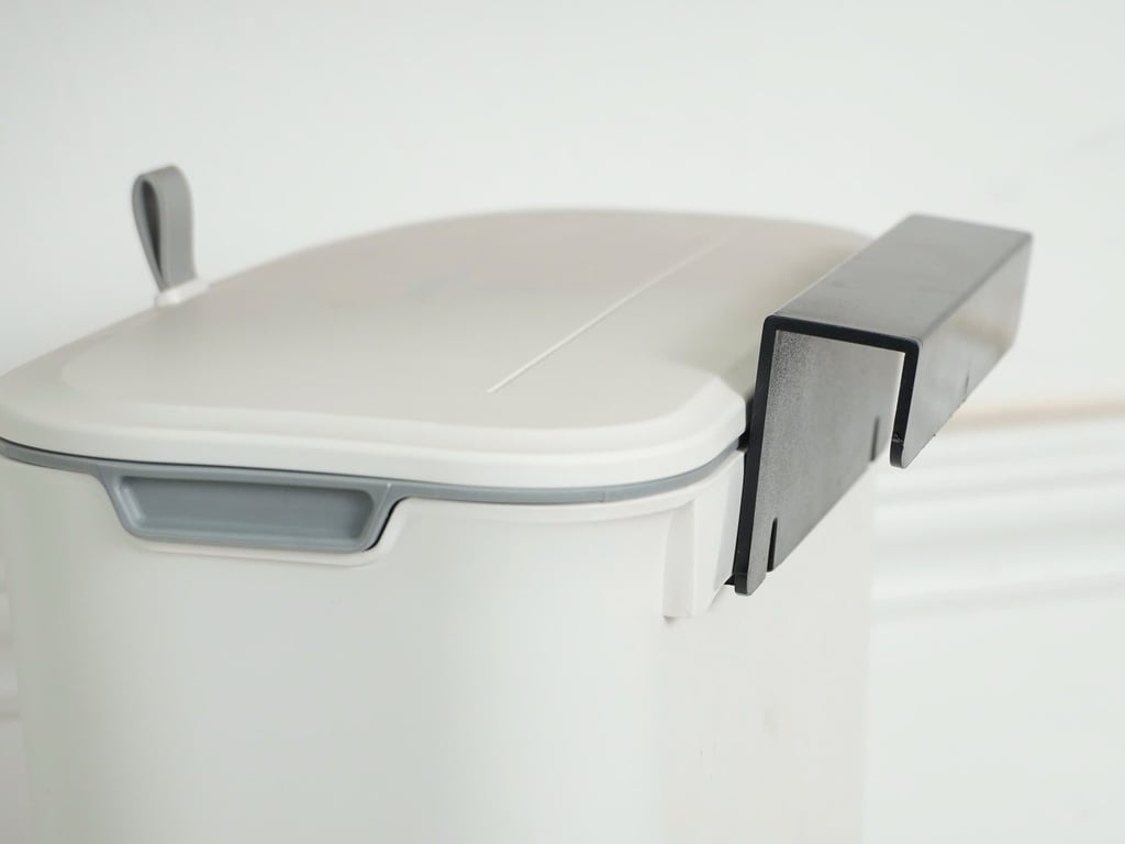 THÙNG RÁC TREO TỦ BẾP KALPEN G1