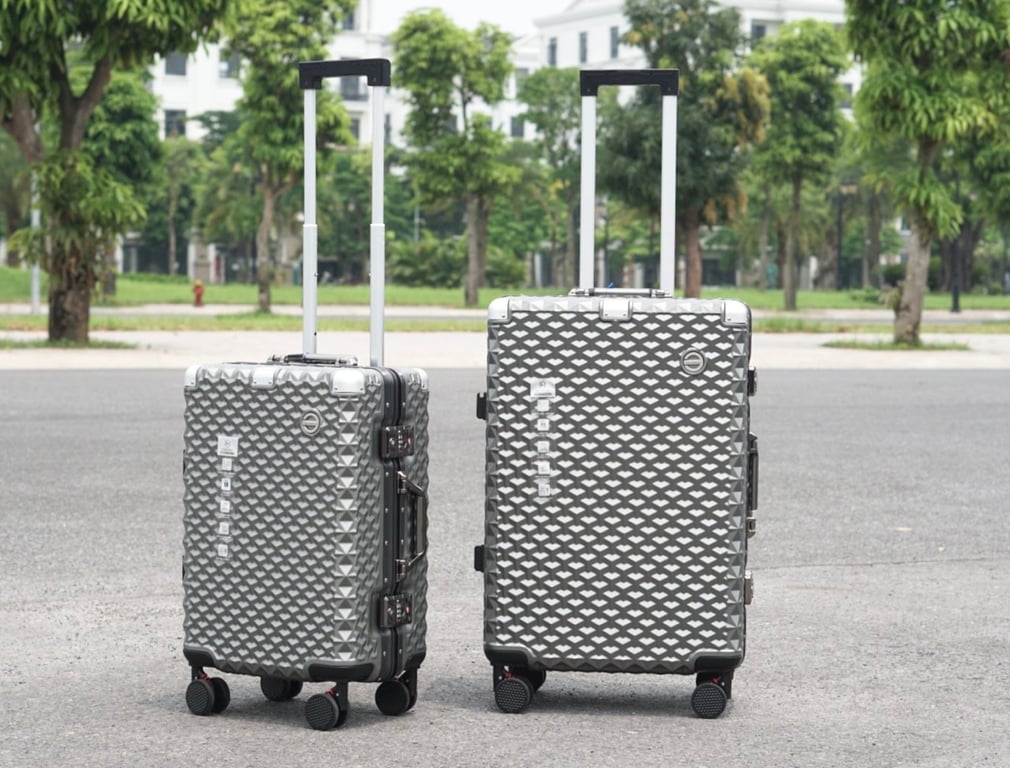 VALI HÙNG PHÁT KHUNG NHÔM 6006 🍃