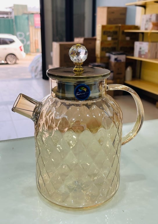 Bình trà vân sần 1.8l thuỷ tinh siêu lung linh !