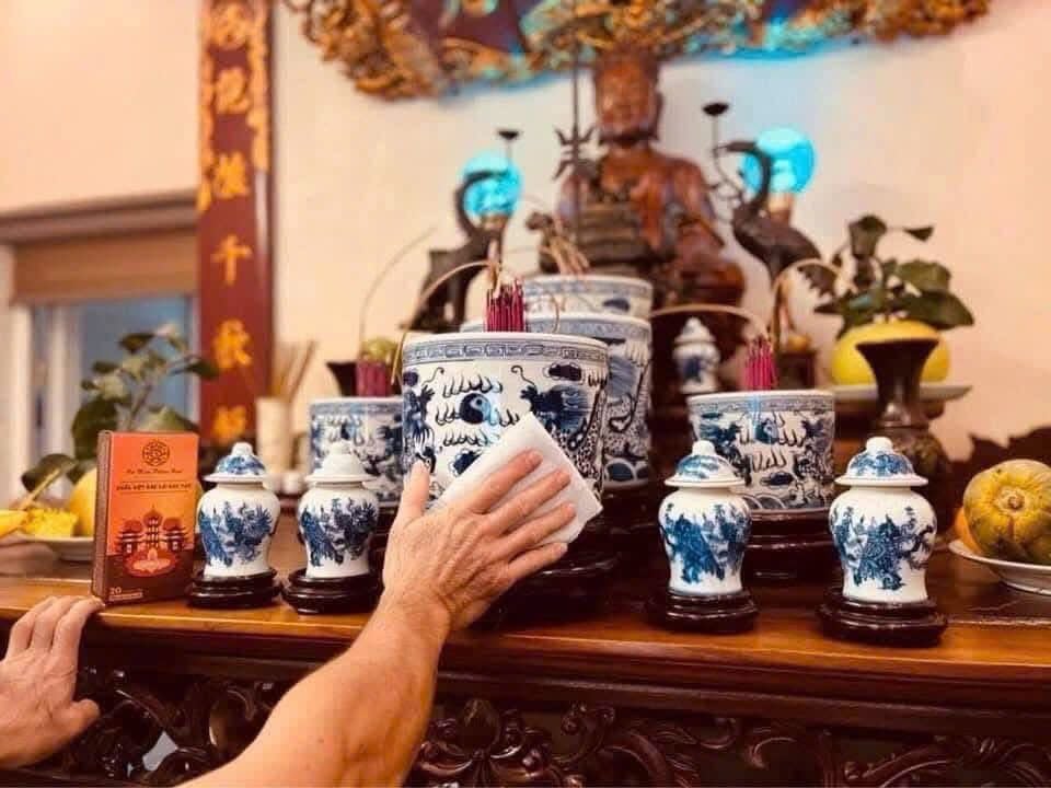 KHĂN ƯỚT BAO SÁI HƯƠNG TRẦM