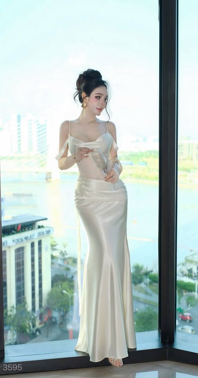 Váy lụa ren Trân Ali