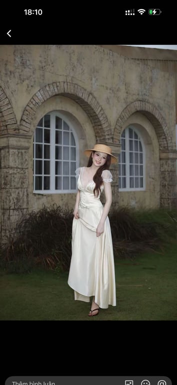 Váy lụa phối ren đai nơ - sz M