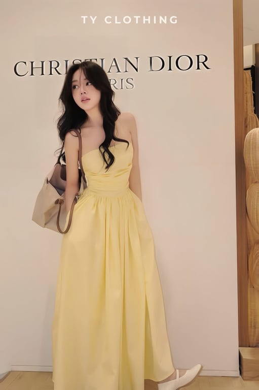 Váy vàng dài cúp ngực - DT237
