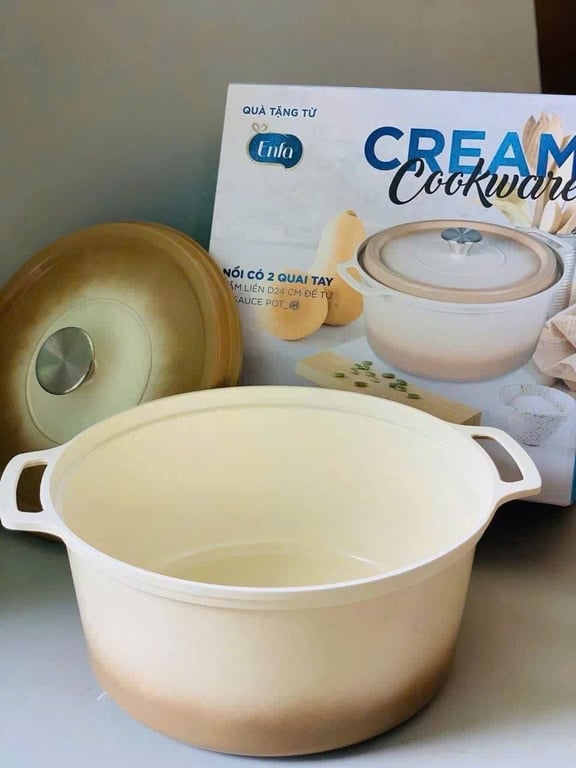 Nồi có 2 quai tay nắm liền đế từ Cream Cookware Ecoramic 24cm