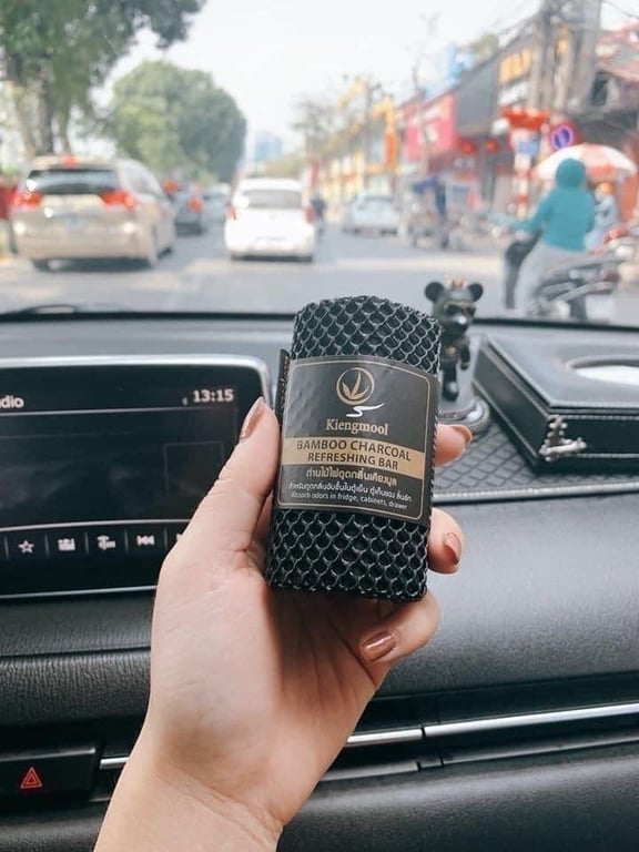 khử mùi khan tre chống say xe cho ô tô