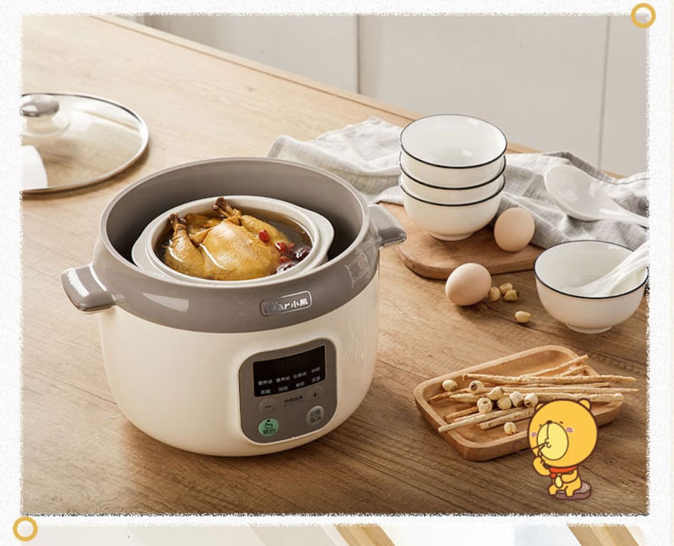 NỒI NẤU CHẬM BEAR C25K1 - Dung tích 2,5l kèm 4 thố sứ( 1 thố to 2,5L, 3 thố nhỏ 0,5L)