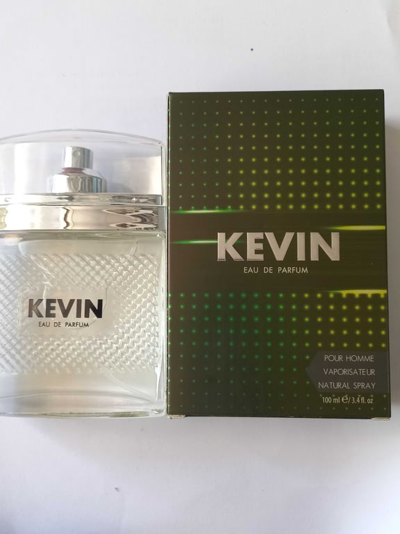 Nước hoa Kevin xanh