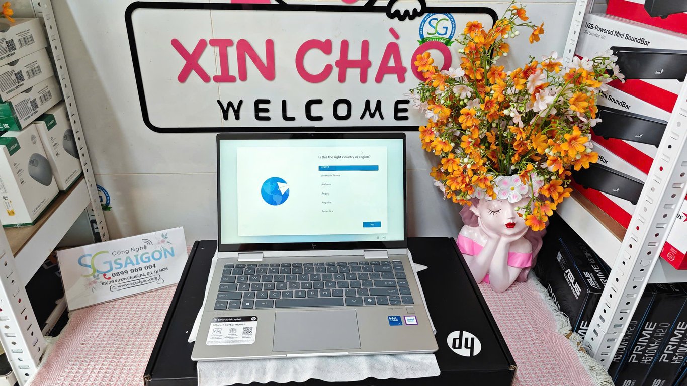 HP Envy x360 14-es1013dx Core 5 - 120U/8GB /512GB /14.0inch FHD Touch /Win 11/Bạc_9R8R2UA) - Nhập Khẩu